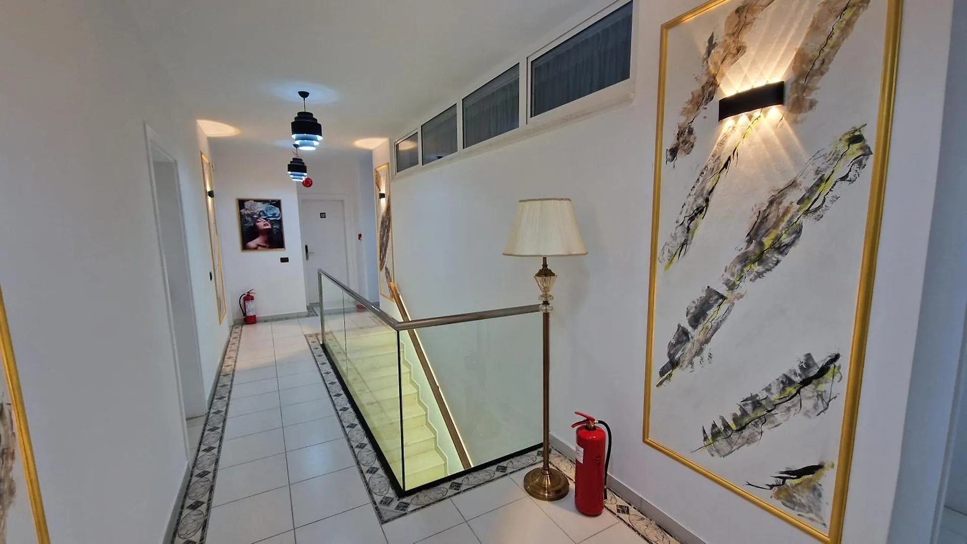 Frekel Hotel Yzberishti